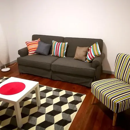2 Bedrooms With View Balcony And Wifi At Funchal 6 Km Away From The *